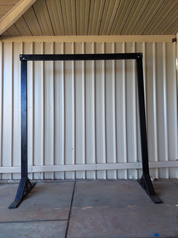 Black traditional arch