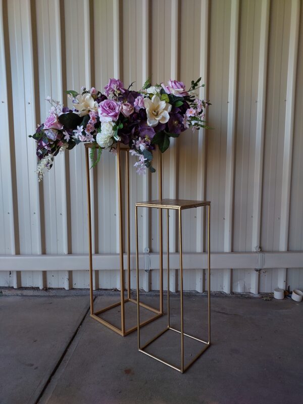 Gold centrepiece stands