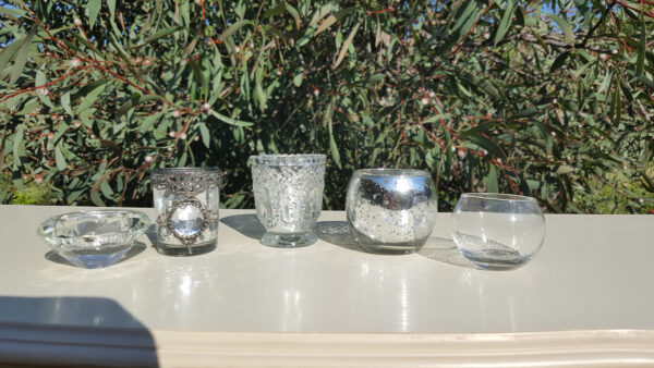 Assorted glass votives & tealights w tealight