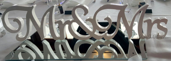Mr & Mrs White Gloss Scroll Sign